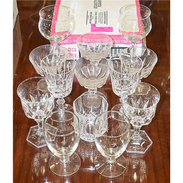 13 PIECES OF ASSORTED ESTATE CRYSTAL & GLASSWARE