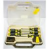 Image 1 : SET OF ASSORTED SCREWDRIVERS