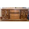 VINTAGE 3 DRAWER 2 DOOR DRESSER/SIDEBOARD