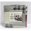 Image 1 : DOUBLE/QUEEN 3 PC QUILT SET(REVERSIBLE)