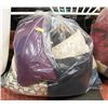 Image 1 : BAG OF DECORATIVE PILLOWS