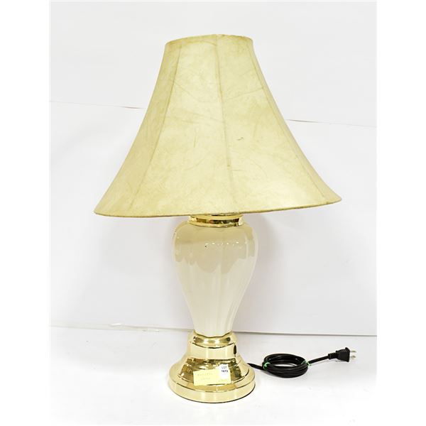 VINTAGE LAMP