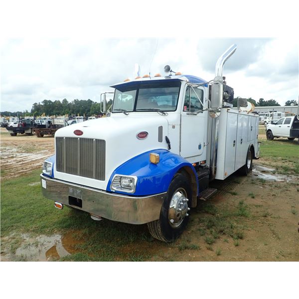 2005 PETERBILT PB330 Service / Mechanic Truck