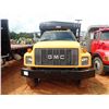 Image 9 : 2002 GMC C7500 Dump Truck