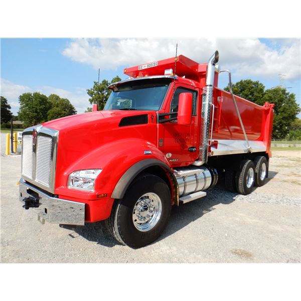2021 KENWORTH T880 Dump Truck