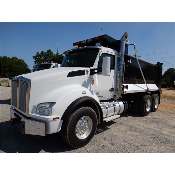 2021 KENWORTH T880 Dump Truck