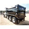 Image 2 : 2021 MACK GR64F Dump Truck