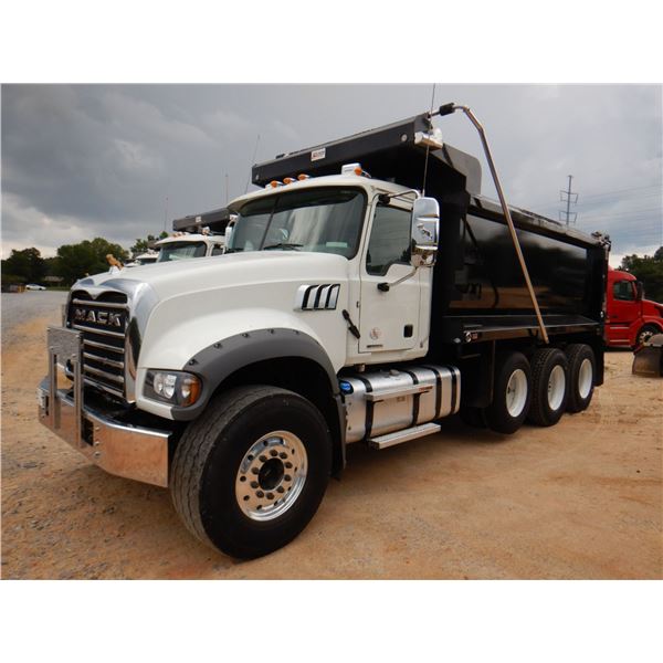 2021 MACK GR64F Dump Truck