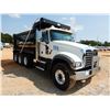 Image 4 : 2021 MACK GR64F Dump Truck