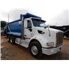 Image 4 : 2018 PETERBILT  Dump Truck