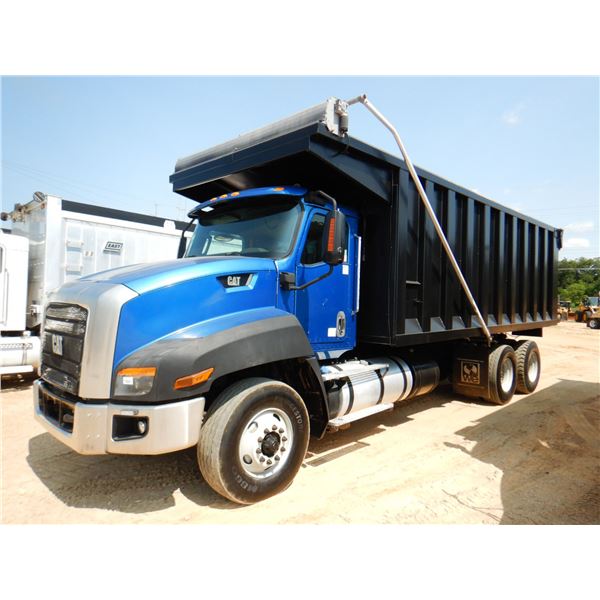 2014 CAT CT660S Dump Truck