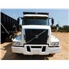 Image 5 : 2012 VOLVO VHD Dump Truck