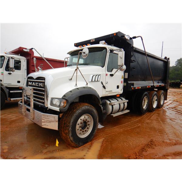 2007 MACK CTP713 Dump Truck