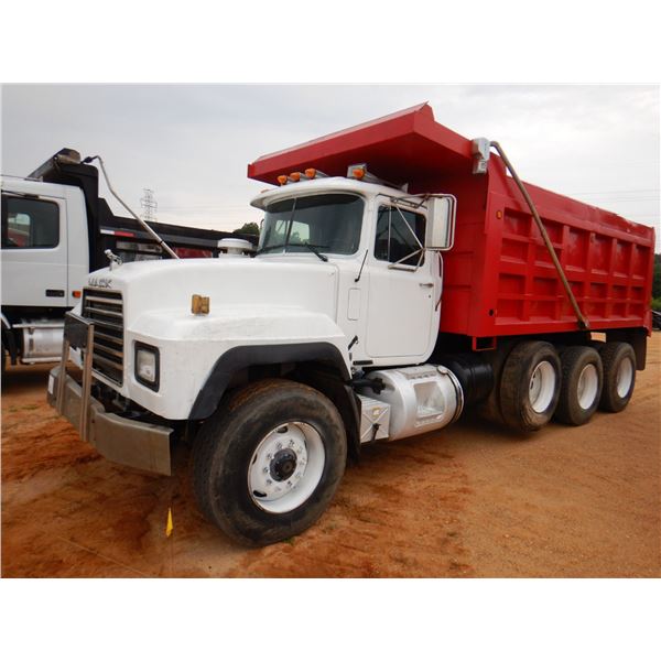 1998 MACK RD688S Dump Truck
