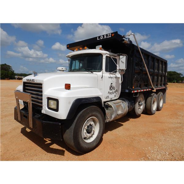 2003 MACK RD688S Dump Truck