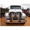 Image 5 : 2021 MACK GR64F Roll Off Truck