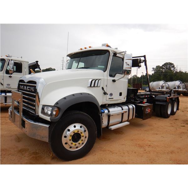 2021 MACK GR64F Roll Off Truck