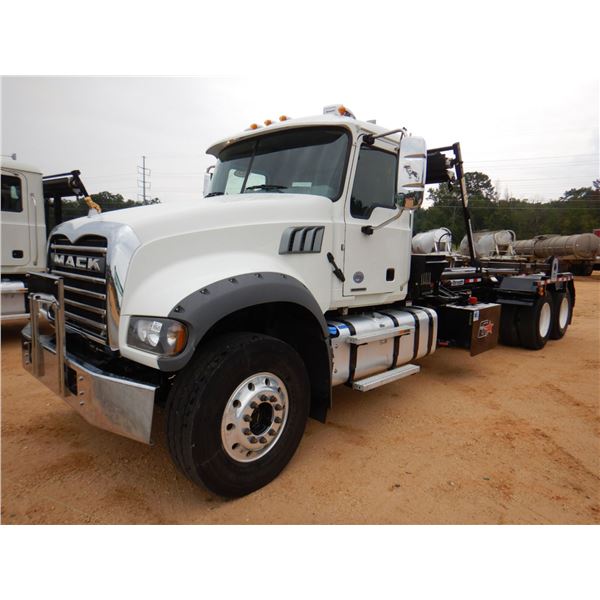 2021 MACK GR64F Roll Off Truck