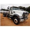 Image 4 : 2021 MACK GR64F Roll Off Truck
