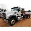 Image 1 : 2021 MACK GR64F Roll Off Truck