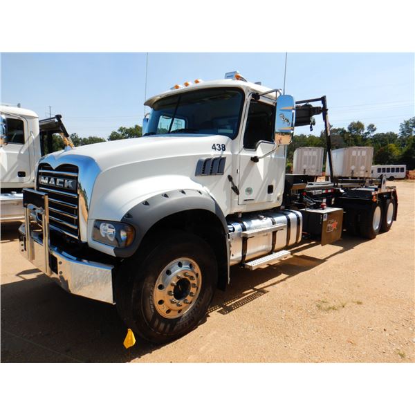 2021 MACK GR64F Roll Off Truck