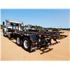 Image 2 : 2021 MACK GR64F Roll Off Truck