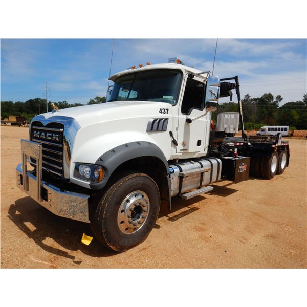 2021 MACK GR64F Roll Off Truck