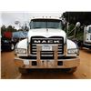 Image 5 : 2019 MACK GR64F Roll Off Truck