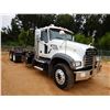 Image 4 : 2019 MACK GR64F Roll Off Truck