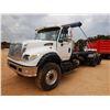 Image 1 : 2005 INTERNATIONAL 7600 Roll Off Truck