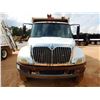 Image 5 : 2004 INTERNATIONAL 4300 Garbage / Sanitation Truck