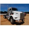 Image 4 : 2017 KENWORTH T800 Day Cab Truck