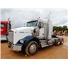 Image 1 : 2015 KENWORTH T800 Sleeper Truck