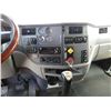 Image 16 : 2015 PETERBILT 587 Sleeper Truck