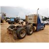 Image 3 : 2000 VOLVO  Day Cab Truck