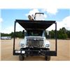 Image 5 : 2005 INTERNATIONAL 7300 Bucket Truck