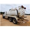 Image 2 : 2006 INTERNATIONAL 7500 Vacuum Truck