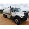Image 4 : 2006 INTERNATIONAL 7500 Vacuum Truck