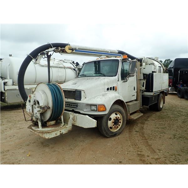 2004 STERLING ACTERRA Vacuum Truck