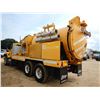 Image 2 : 2004 INTERNATIONAL 7600 Vacuum Truck