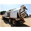 Image 2 : 1997 INTERNATIONAL 2554 Vacuum Truck