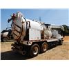 Image 3 : 1997 INTERNATIONAL 2554 Vacuum Truck