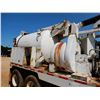 Image 8 : 1997 INTERNATIONAL 2554 Vacuum Truck