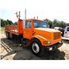 Image 4 : 2000 INTERNATIONAL 4900 Flatbed Truck