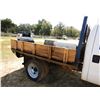 Image 6 : 2003 FORD F450 XL Flatbed Truck