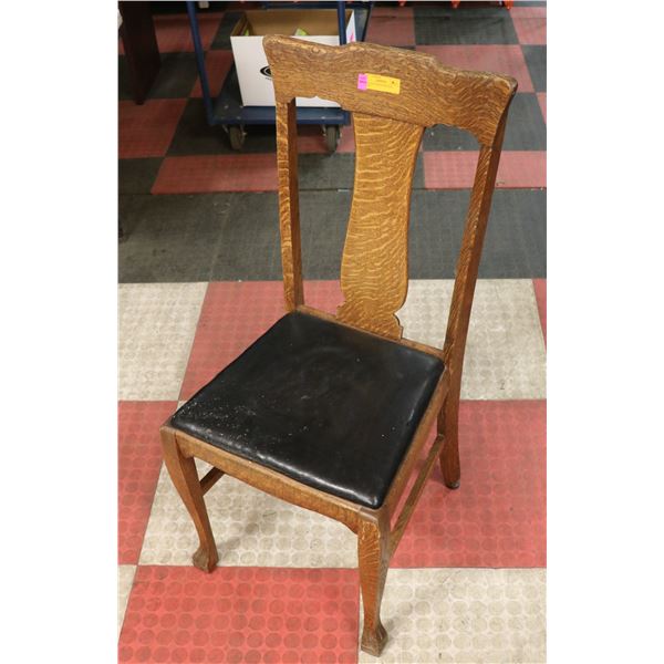 1920S OAK UPHOLSTERED SIDE CHAIR