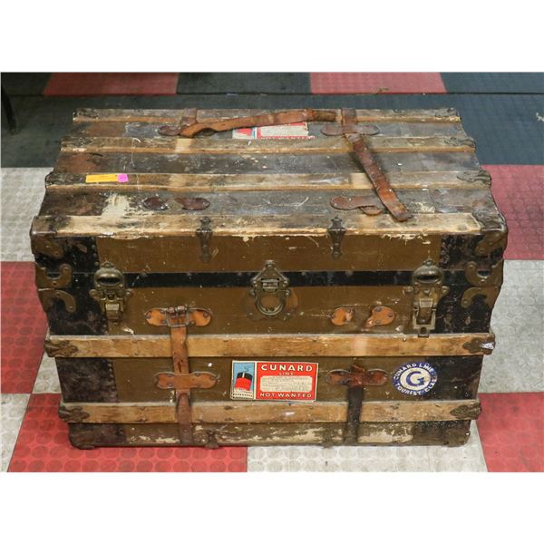 ANTIQUE CUNARD LINE STEAM SHIP TRUNK
