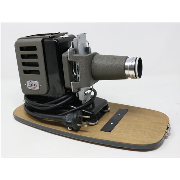 1959S GERMAN PROJECTOR WITH CASE
