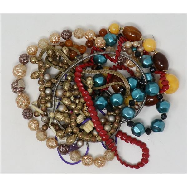 ESTATE LOT VINTAGE JEWELLERY MADAME RAC