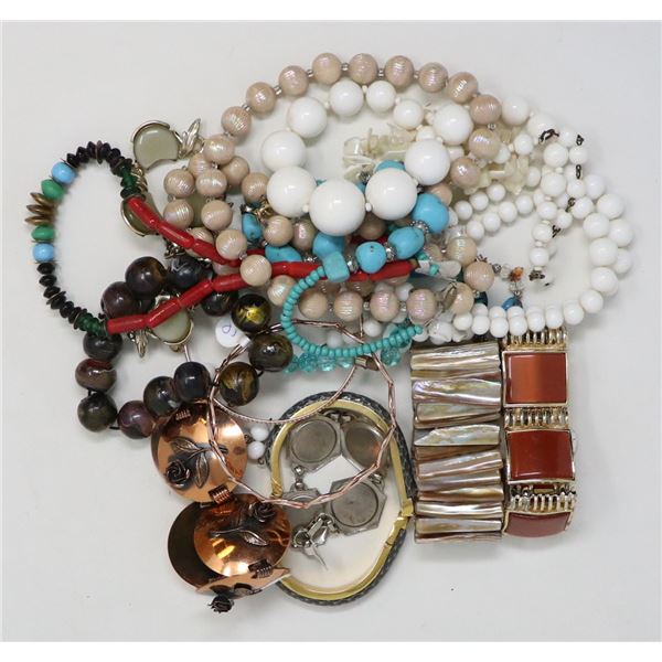ESTATE LOT VINTAGE JEWELLERY MADAME RAC